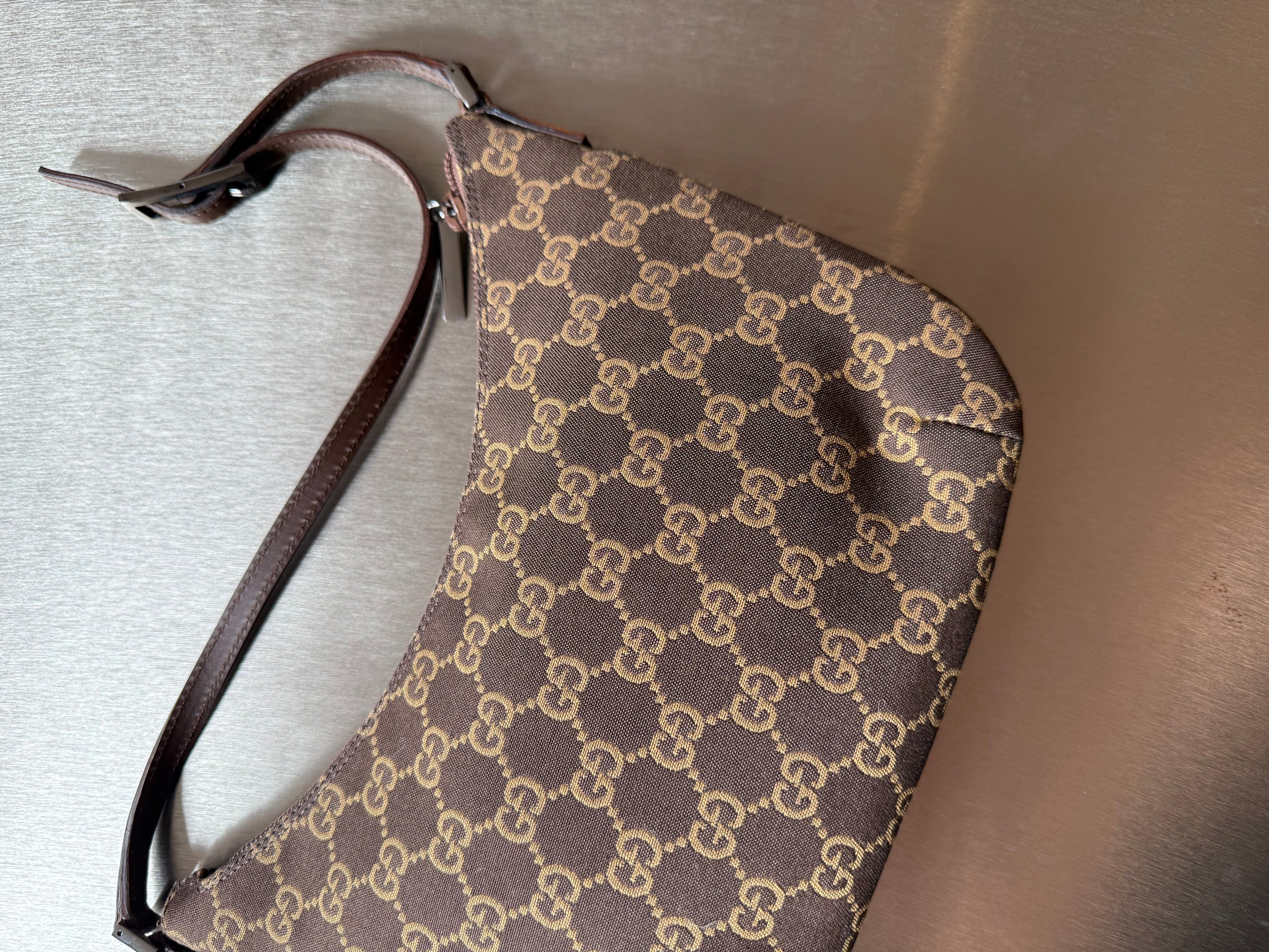GUCCI MONOGRAM BROWN POCHETTE
